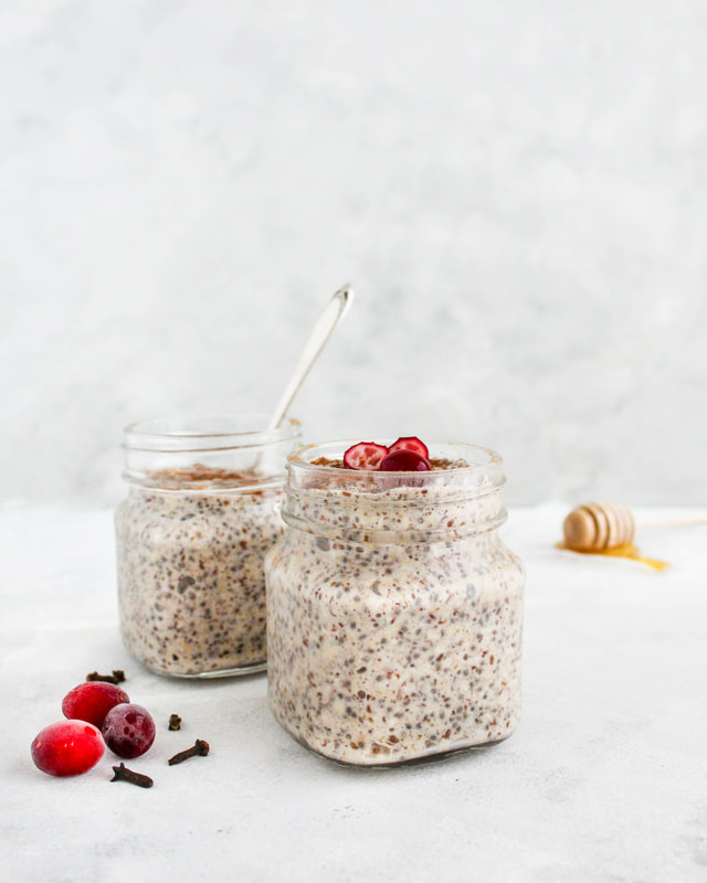 chai spiced overnight oats