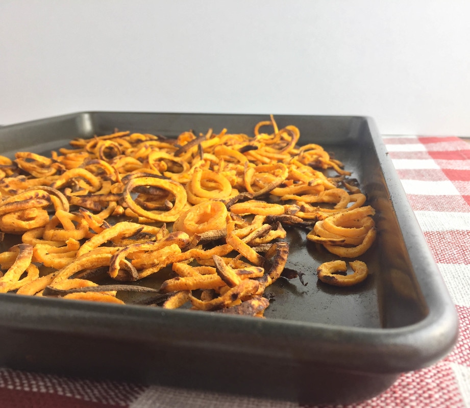 How to Make Curly Fries using the KitchenAid Spiralizer - Amy