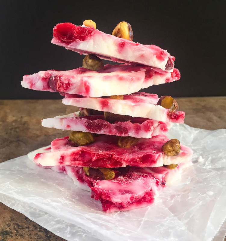 cranberry pistachio frozen yogurt bark