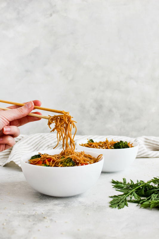 hibachi vegetarian noodle bowls