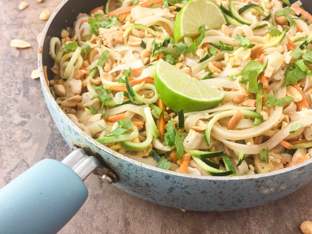 chicken pad thai homemade 