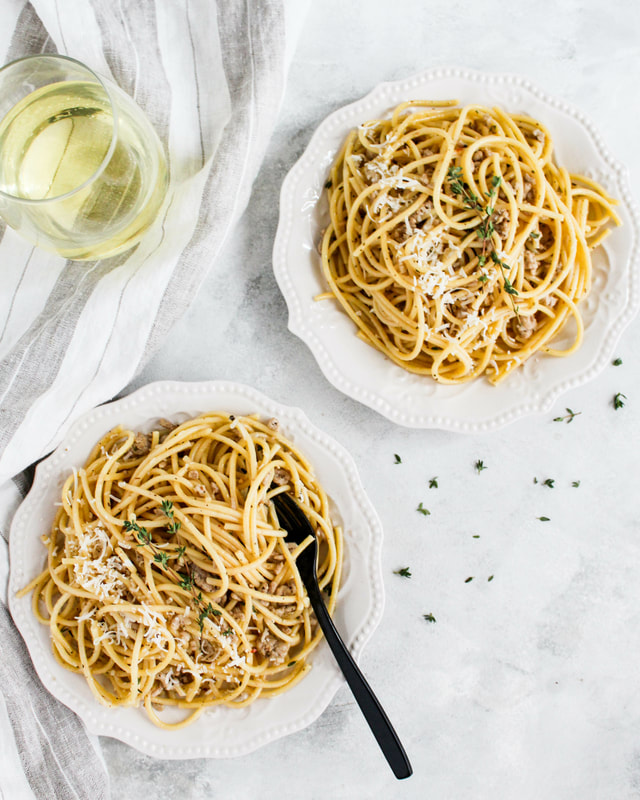 sausage spaghetti herbed white wine sauce